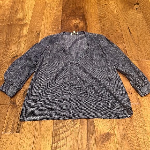 Joie Woman’s Silk Blue Top Size XS - Picture 1 of 7